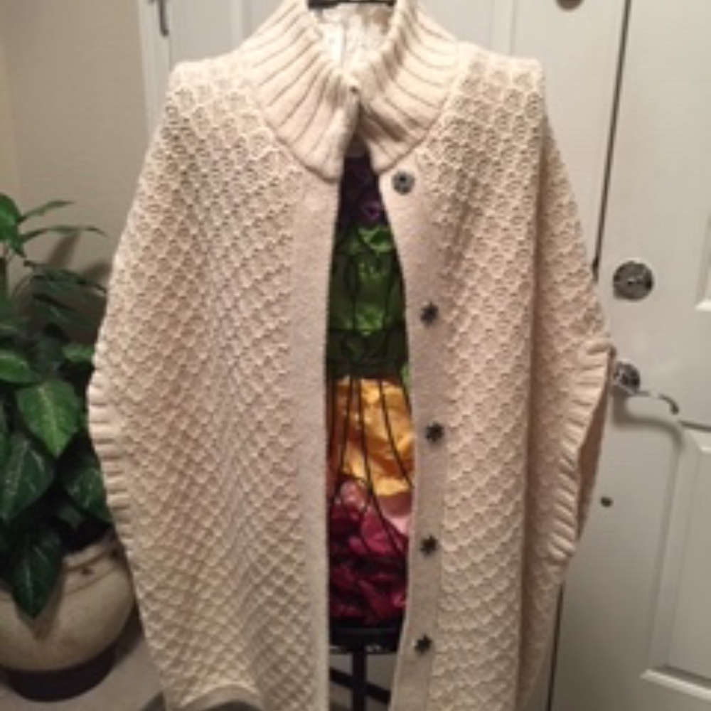 Cable Knit Shawl